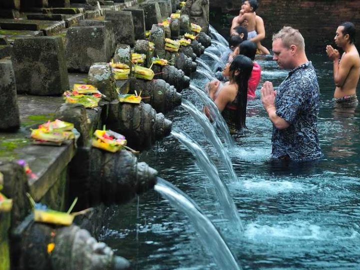 Spiritual Purification (Melukat)